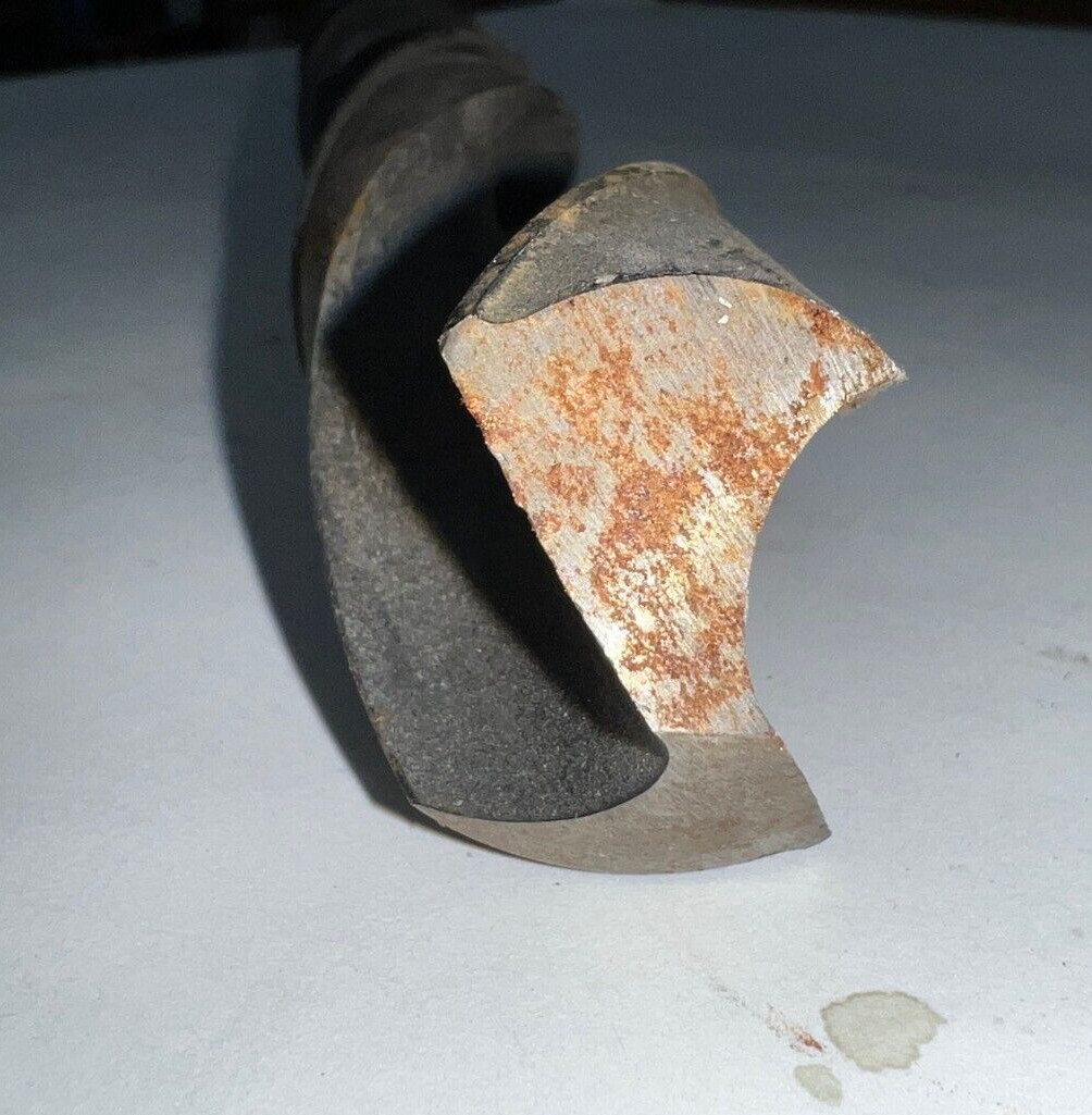 CLEVELAND MORSE TAPER DRILL BIT MT4 1-19/64″ CUT DIA. 9-1/4″ LOC 14-1/2″ OAL
