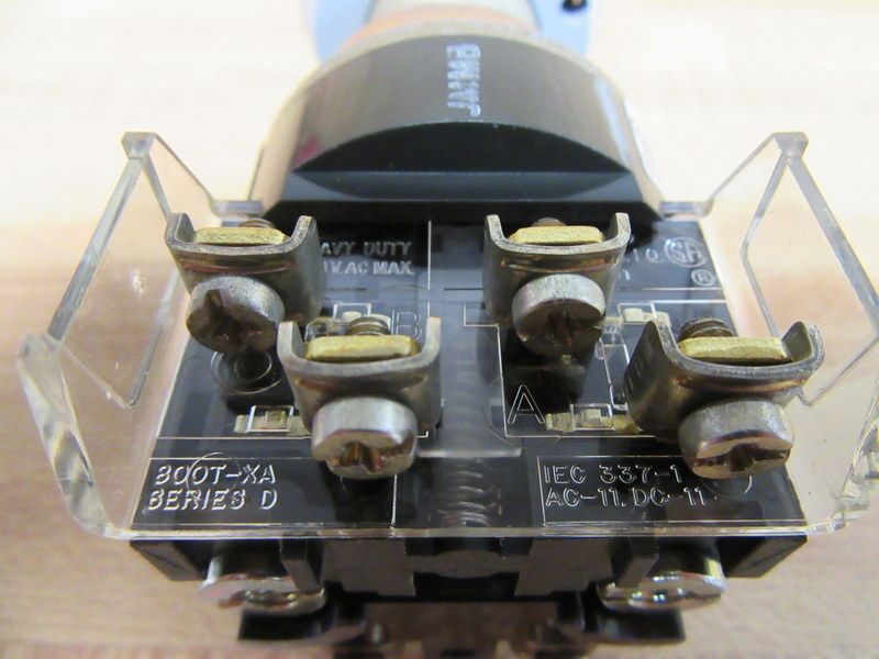 Allen Bradley 800H-PPB16C Pilot Light
