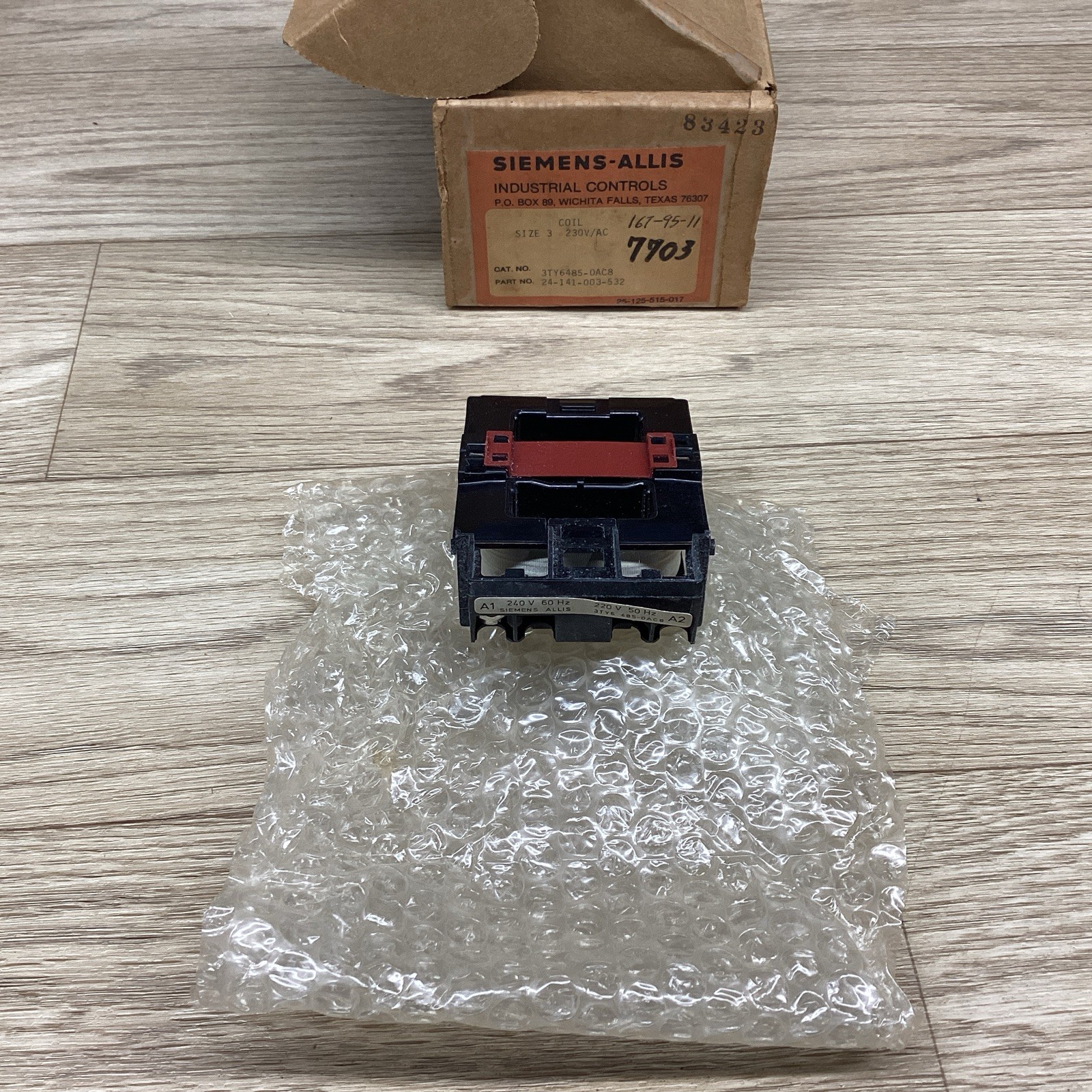 NOS SIEMENS ALLIS 3TY6 485-0AC8 240V 60HZ 220V 50HZ #817PT145*CO