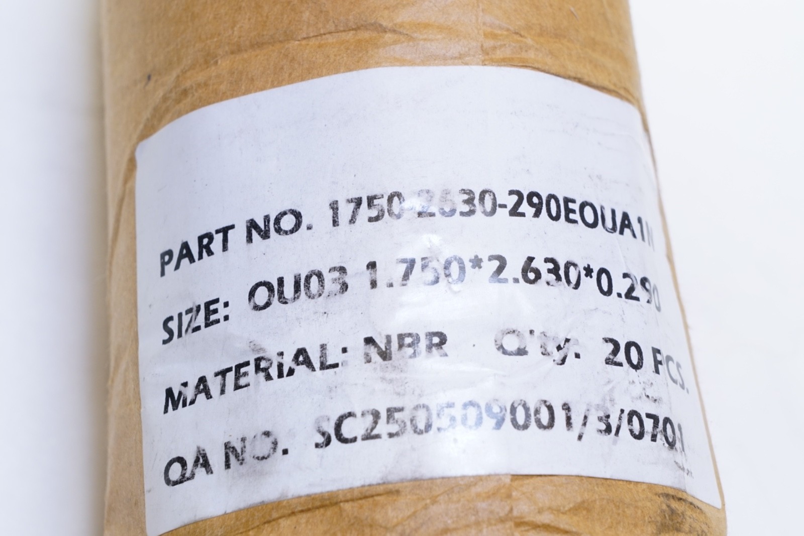 New OEM Parker 1750-2630-290EOUA1N Bore Dia 2.63 Shaft Dia 1.75, 0.290 NBR