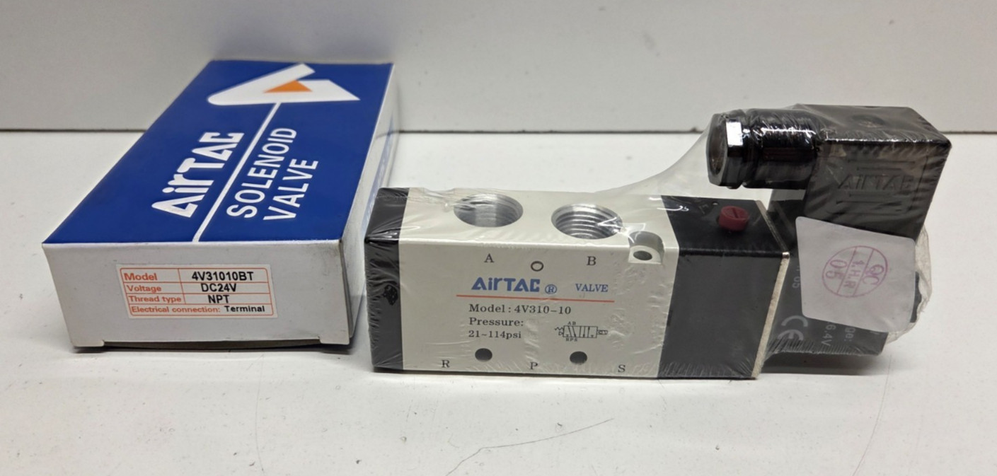 NEW IN BOX! AIRTAC 24V 5/2WAY SOLENOID VALVE 4V31010BT