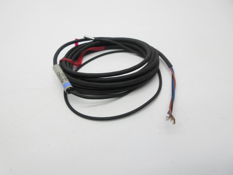 KEYENCE EM-030 10.8-30VDC NSMP