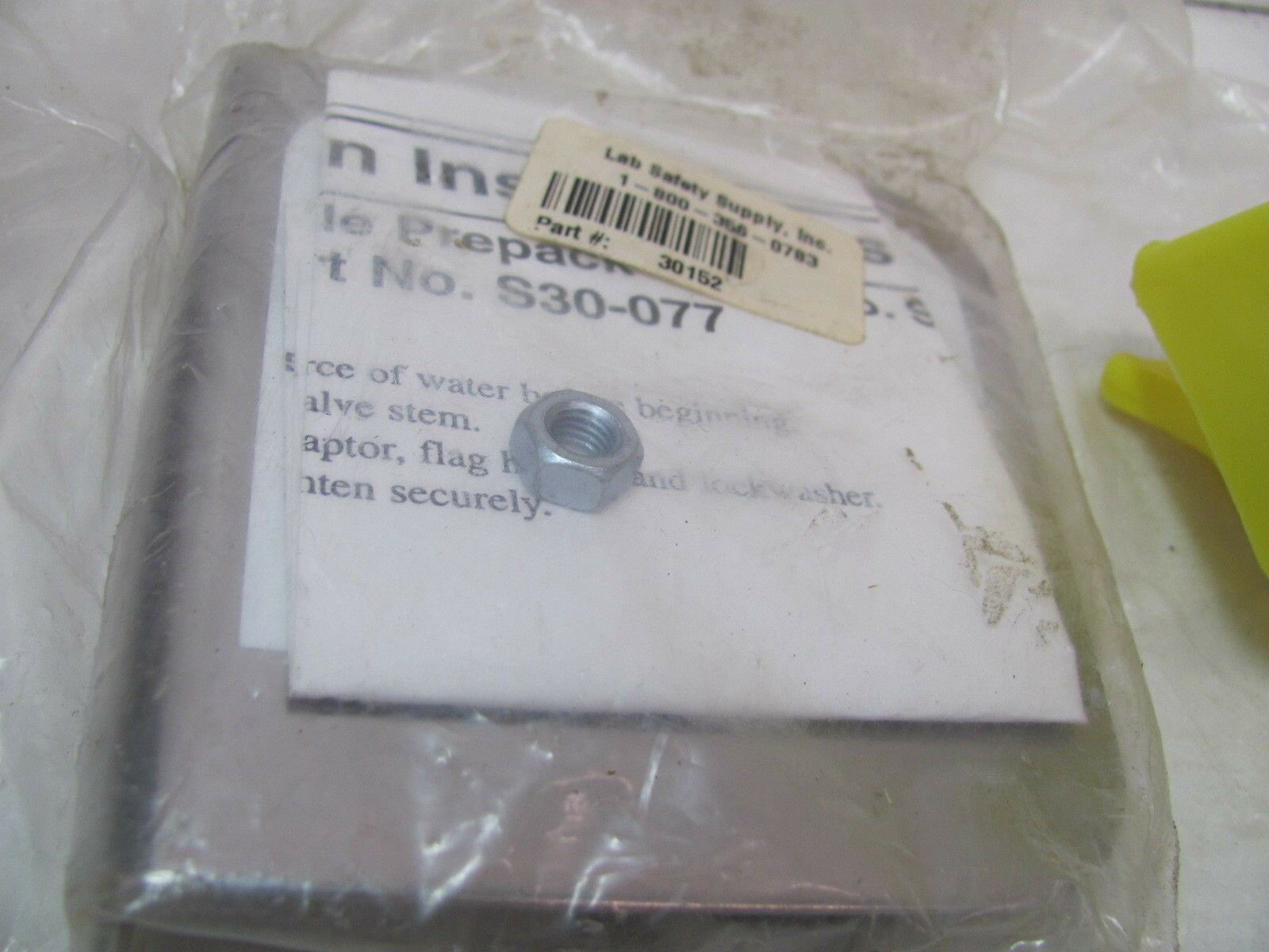 LAB SAFETY SUPPLY BALL VALVE/HANDLE PREPACK S30-076 HANDLE KIT S30-077