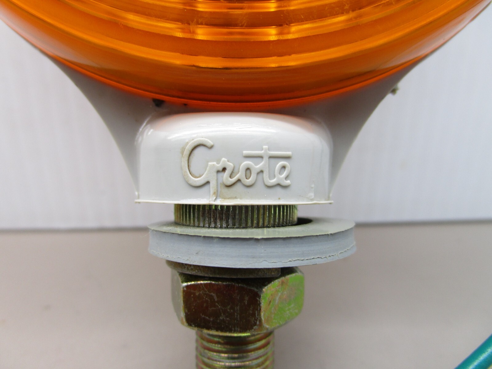 Grote 5522 Amber Signal Light Lamp Double Face Skyjack 121477AA