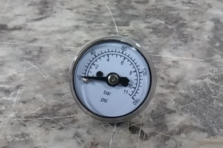 Speedaire 3GAD4 2 Pk 1/4 In NPT 1.1 Max CFM Manifold Air Regulator