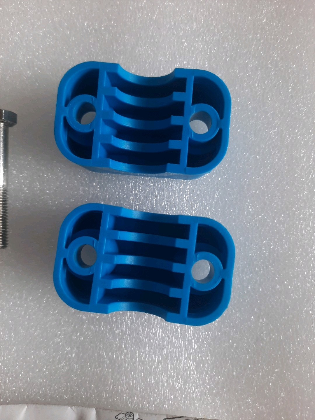 Swagelok 304-S3-PP-16TM 16MM Support System R1PLLT014B lot of 2 pcs