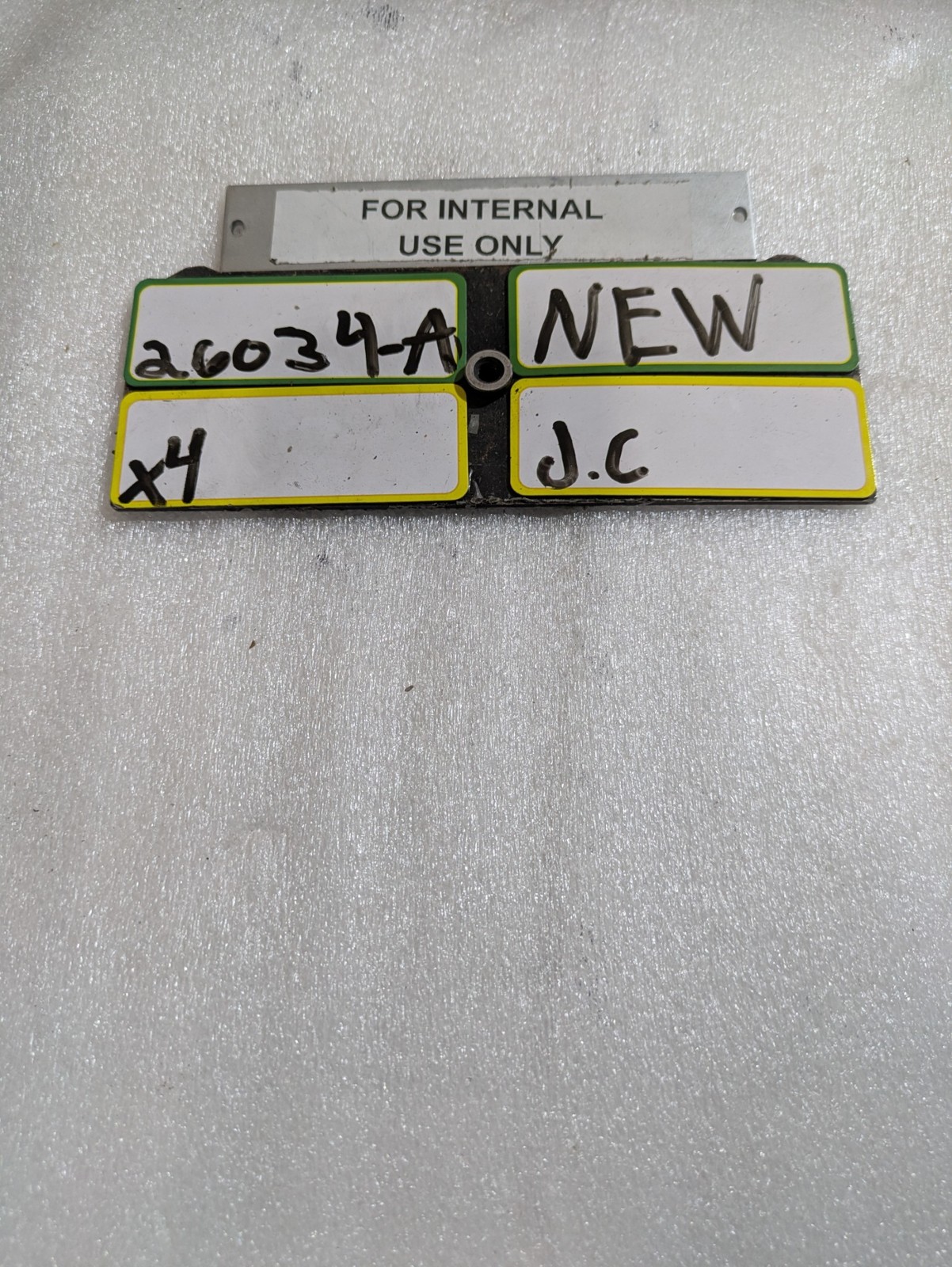 EATON NZM2‑4‑XKSA 266770 4‑Pole Terminal Cover Accessory for NZM2 Screw Conn Ind
