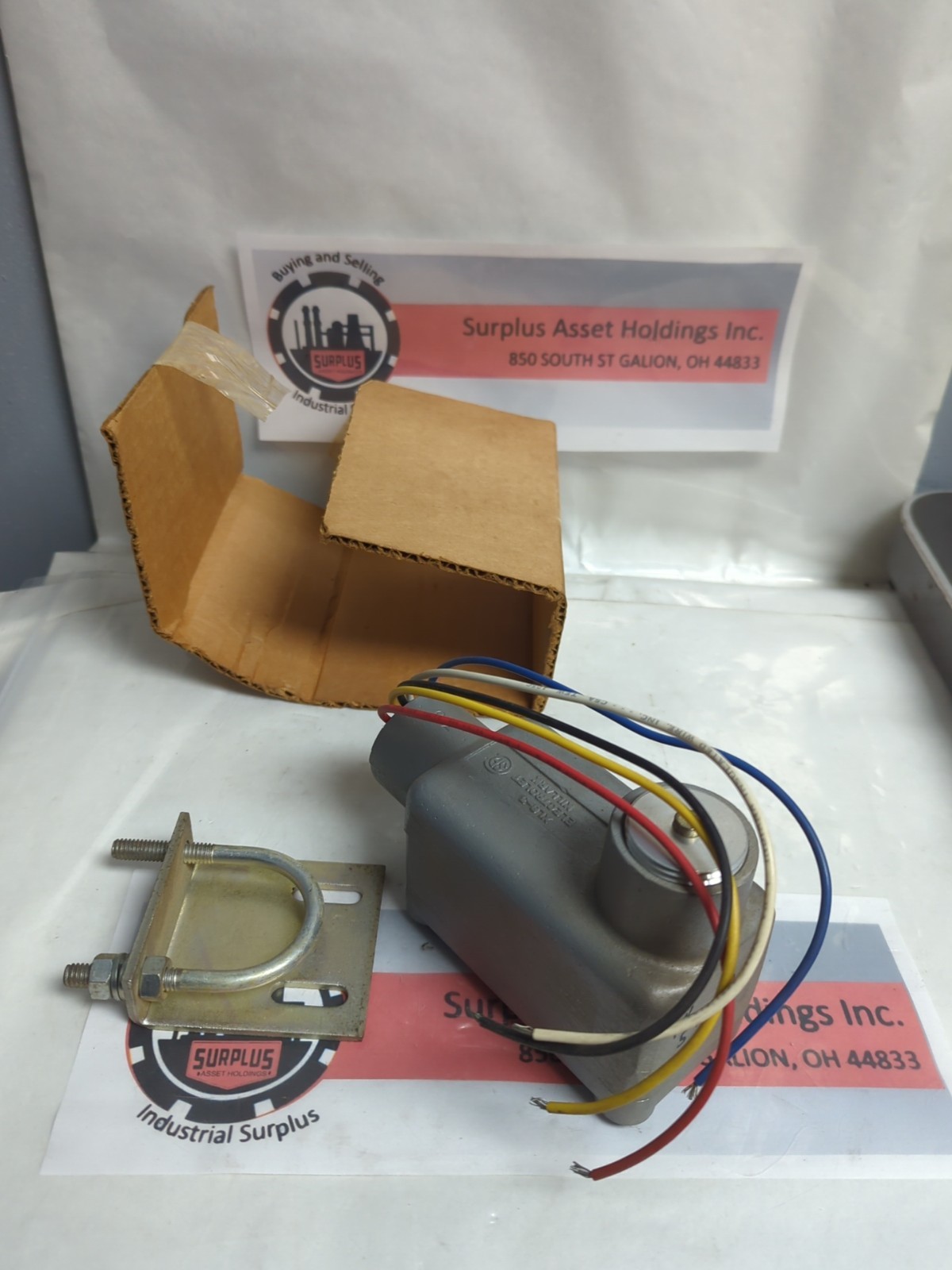 ELECTRO SENSORS,M100.SHAFT SPEED SWITCH 115VAC NOS