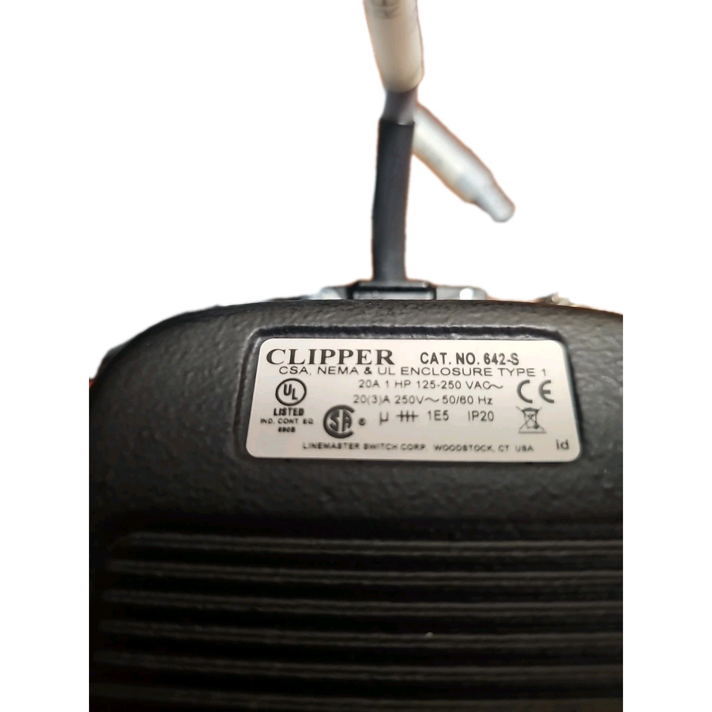 NEW LINEMASTER 642-S FOOT SWITCH CLIPPER SERIES W/FULL GUARD
