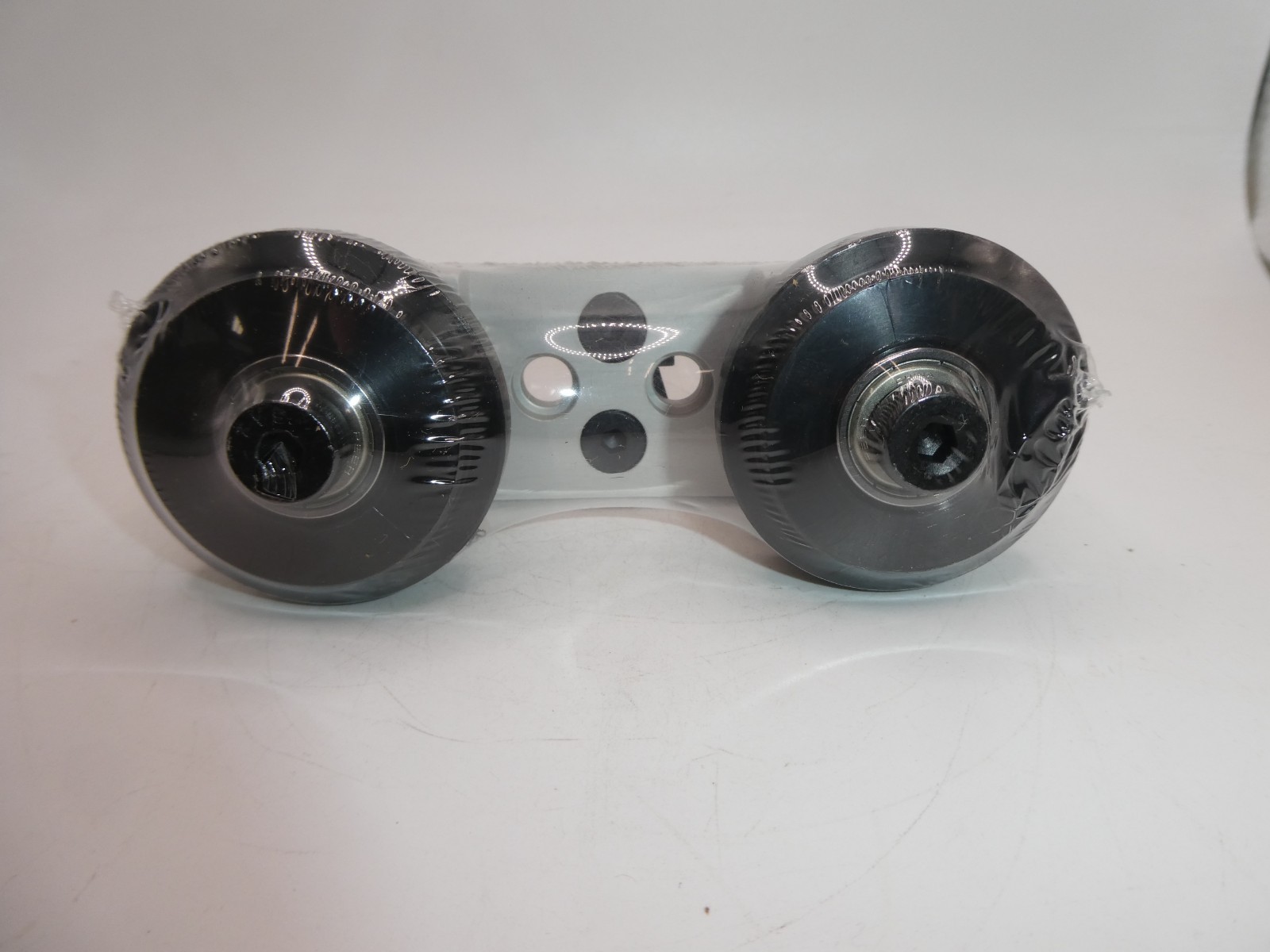 80/20 Part No: 2755 Dual Roller Wheel Bracket Assembly