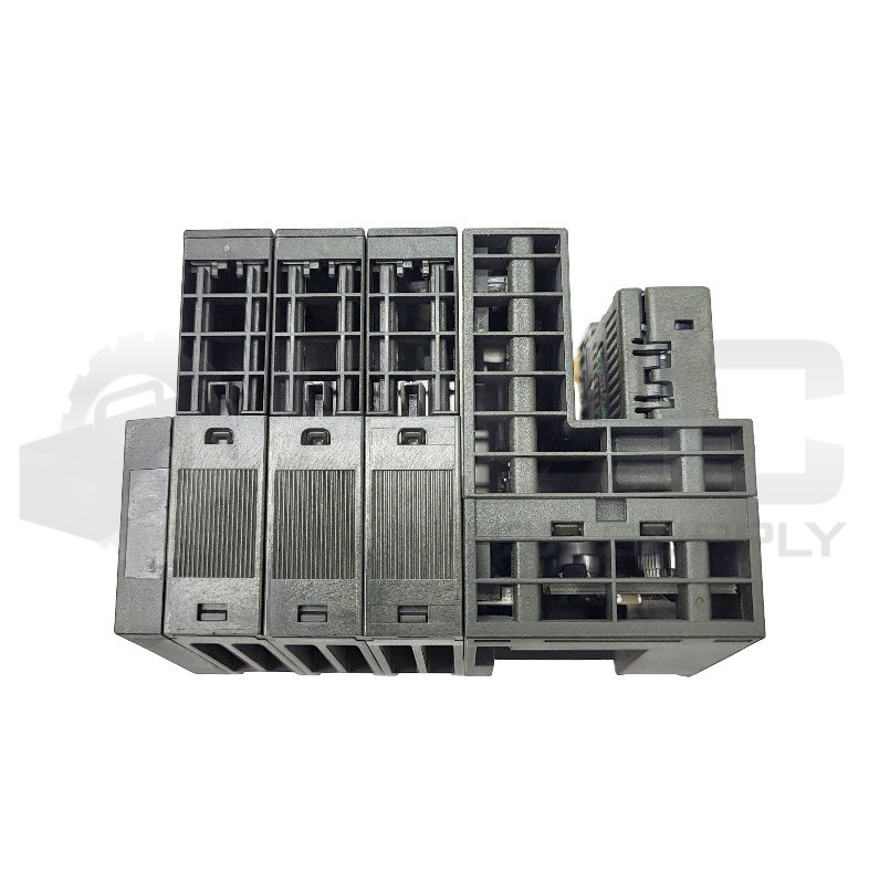 SIEMENS 6ES7 193-4JA00-0AA0 W/ 6ES7 138-4CA01-0AA0 W/ 6ES7 131-4BF00-0AA0