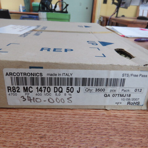 ARCOTRONICS R82MC1470DQ50J Qty of 100 per Lot Capacitor, 4700 pF Film Capacito