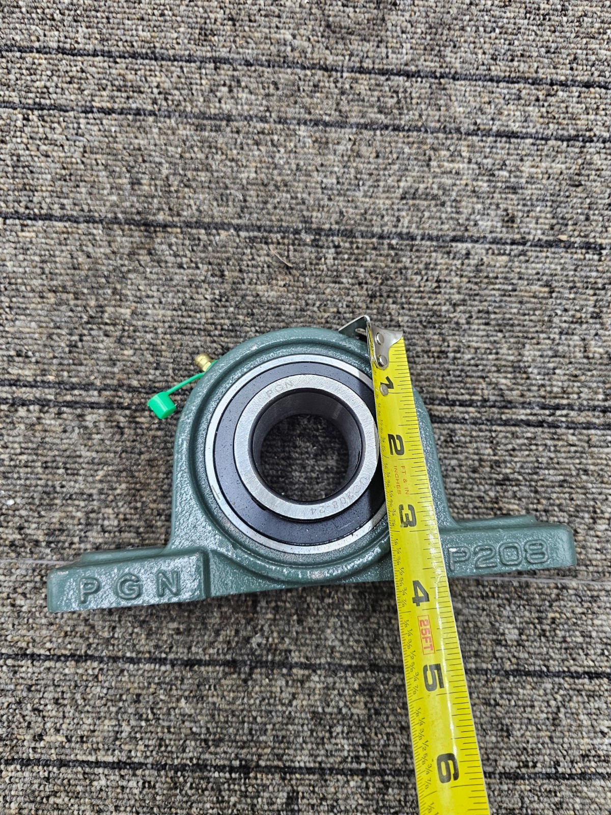 (QTY 2) PGN P208 UC208-24 INSERT 2 BOLT PILLOW BLOCK BEARING