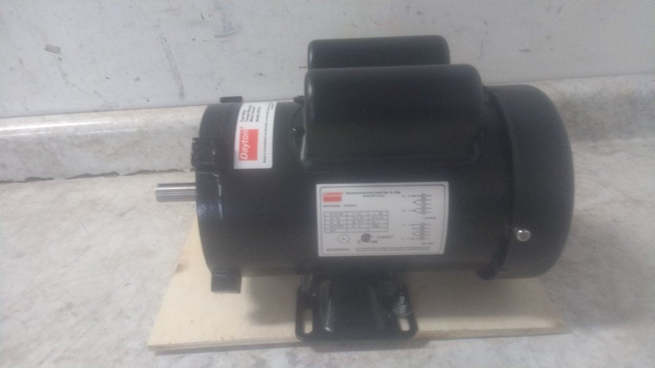 Dayton 32V134 1/2 HP 1750 Max RPM 115/230VAC 32 In Shaft L Open Drum Mixer