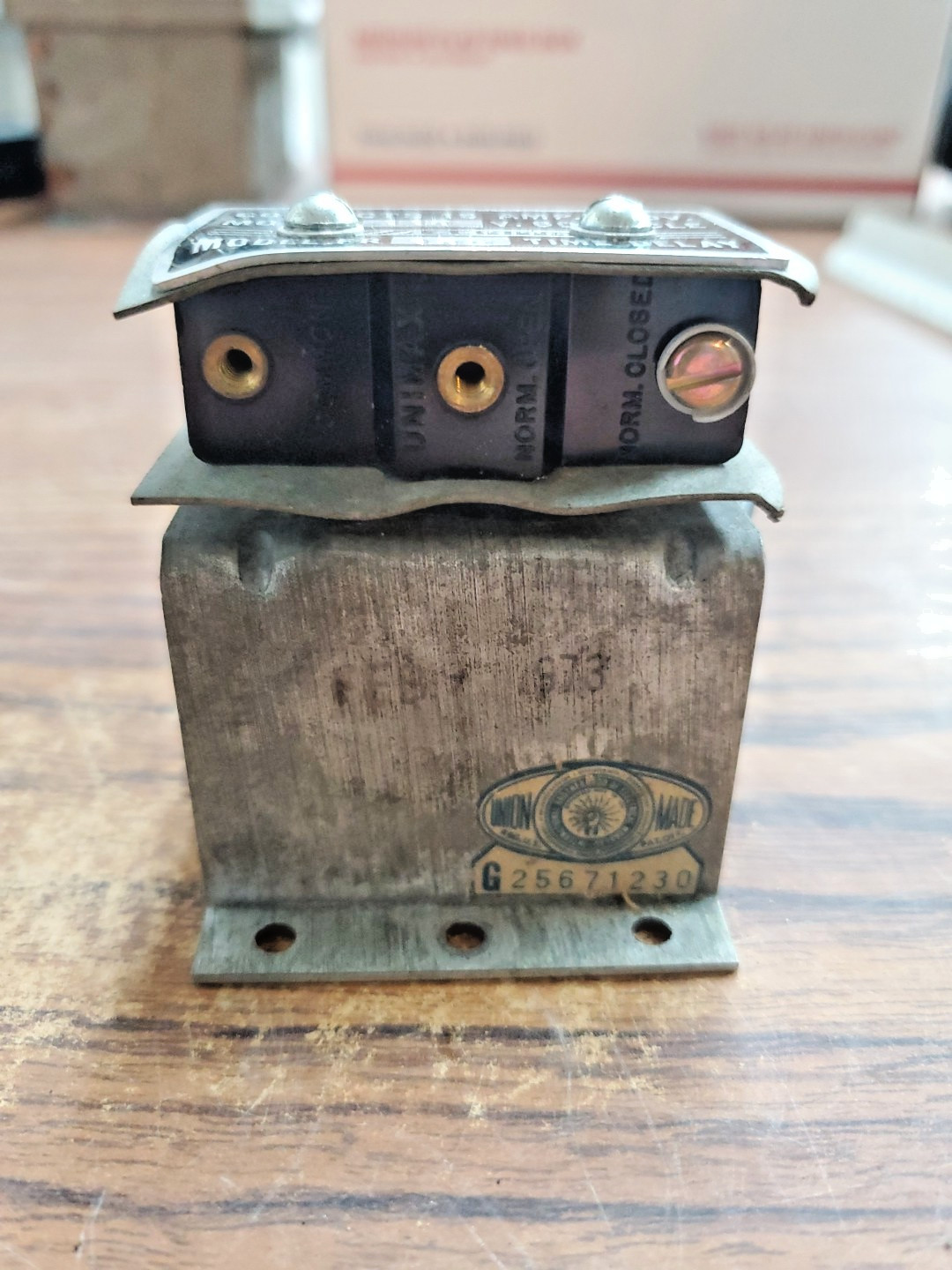 Zenith FR-15S TIMING CONTROL 15A 250V 60HZ (TA12MS)
