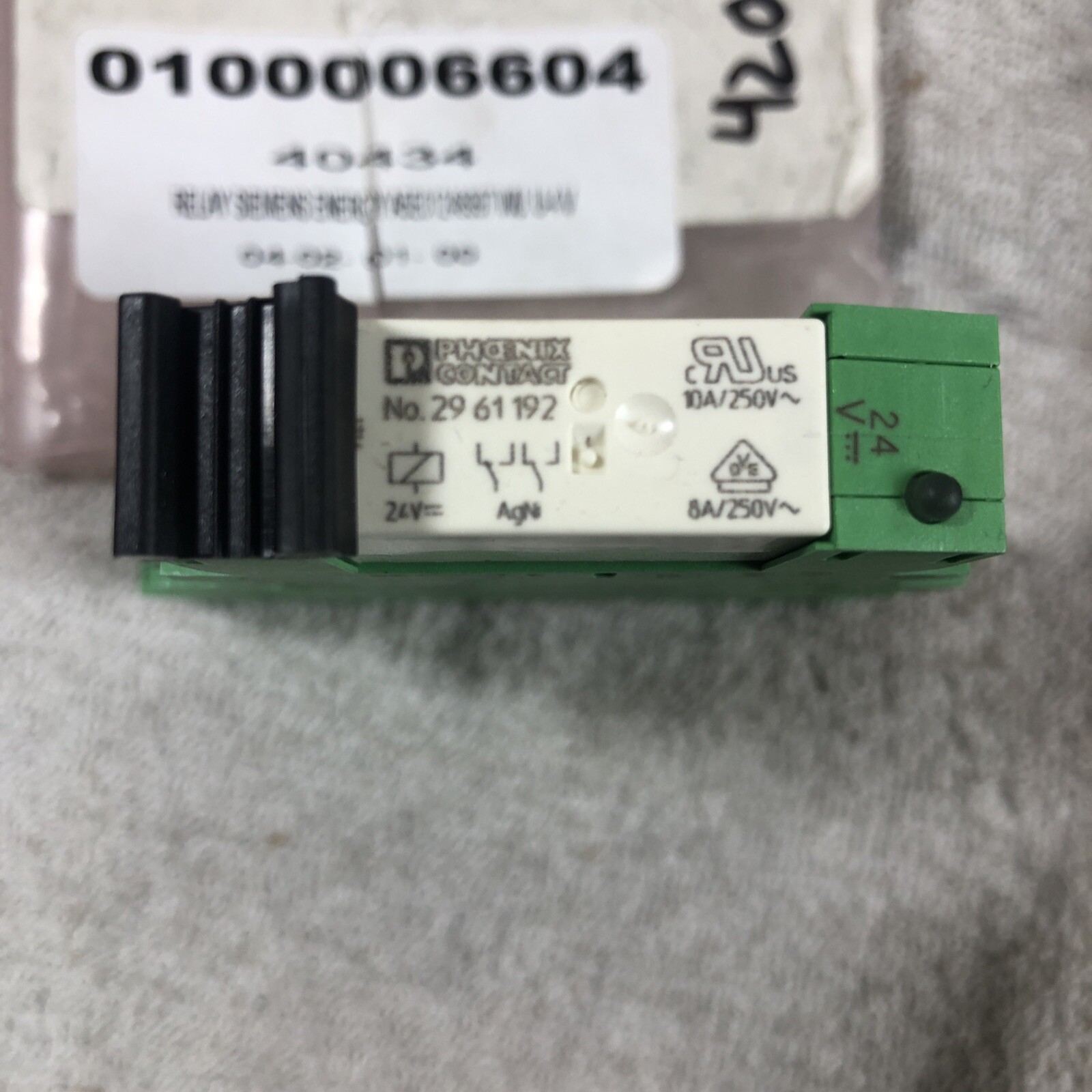 Phoenix PLC-BSP-24DC/21-21 2912439 Contact Block 24V & Relay 2961192 (4208)