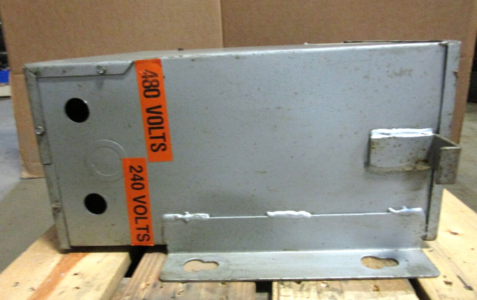 Dongan 76-0306SH Three Phase General Purpose Transformer 6.0kVA 50733HM