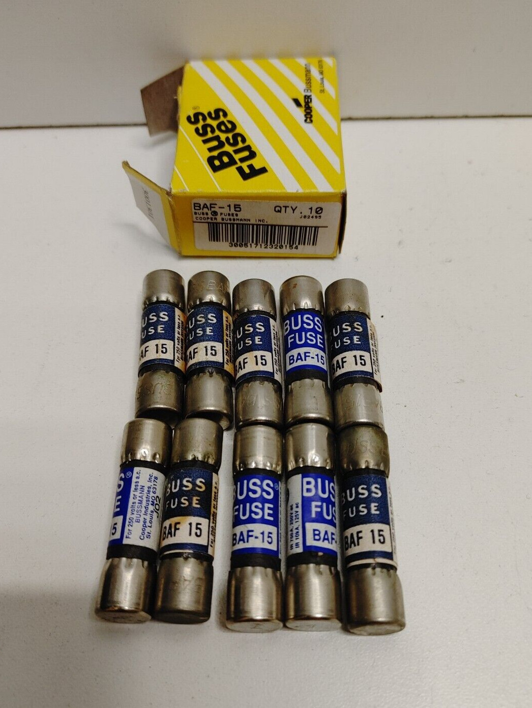 LOT OF 10 NEW OLD STOCK! BUSSMANN 15A 250V FUSES BAF-15