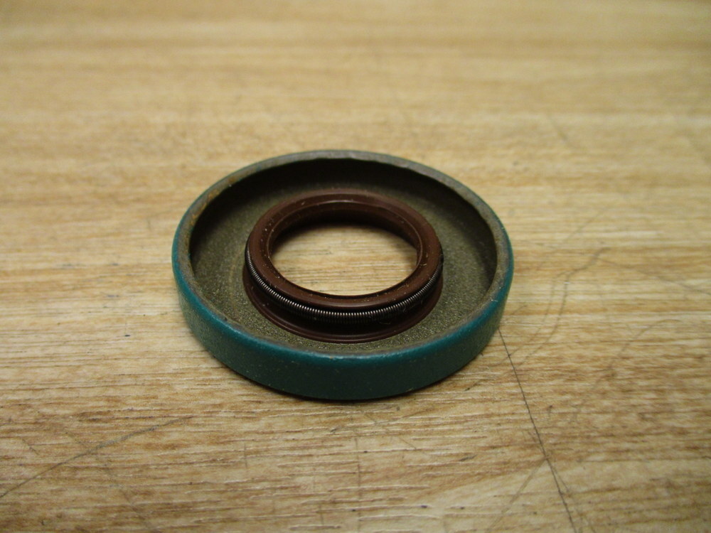 Chicago Rawhide/SKF 7567 Oil Seal CR-7567 (Pack of 3)