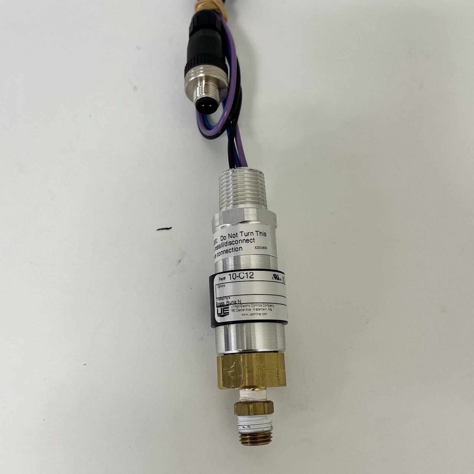 UNITED ELECTRIC 10-C12 30-600PSI 21-41.4 5A 250VAC (Removed from New Machine)