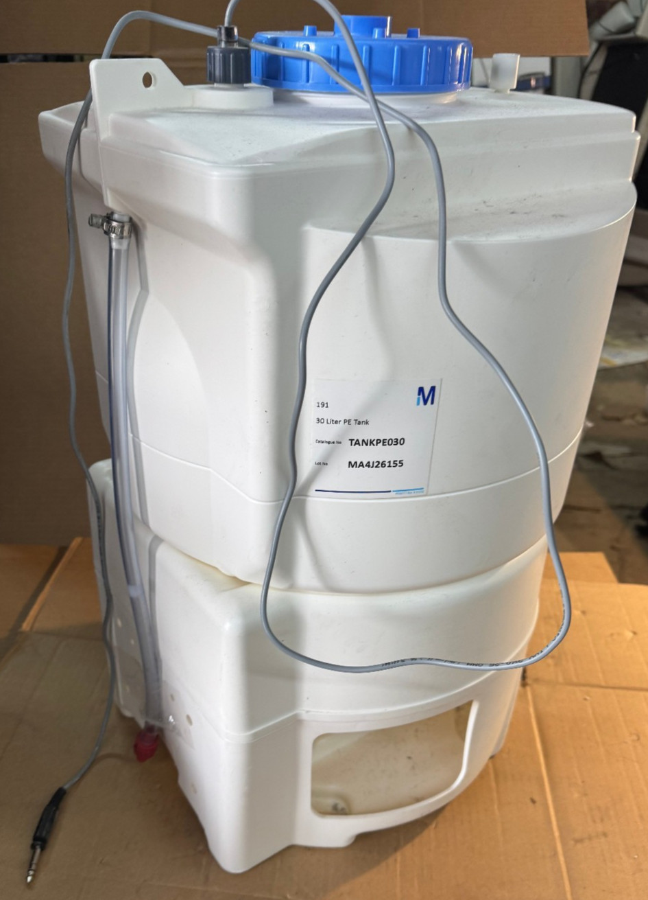 Millipore TankPE030 30 Liter Polyethylene Storage Tank
