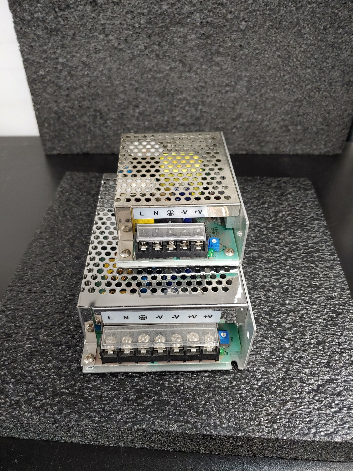Lot of 2 XP POWER VCS50US12 VCS100US24 VCS Series Power Supply