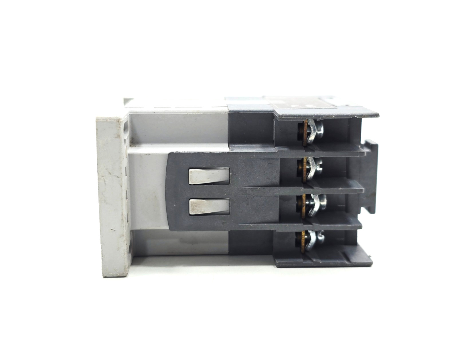 UMX 31 HYUNDAI IEC/EN 60947-5-1 CONTACTOR RELAY LOT OF 2