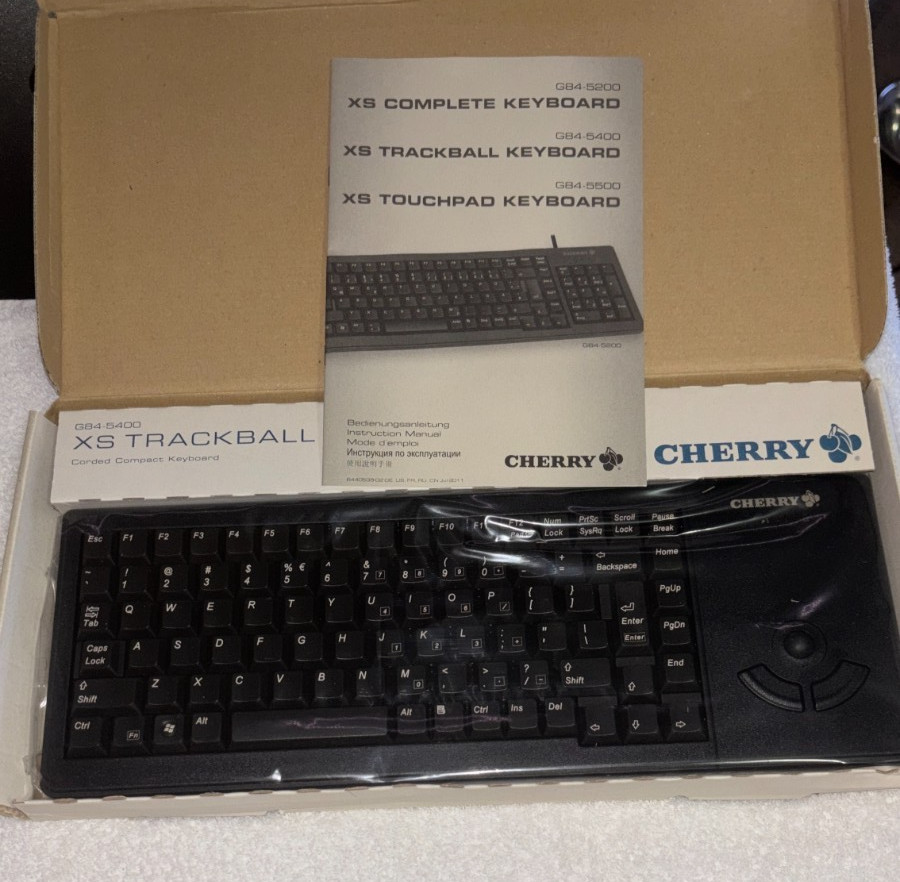 CHERRY G84-5529LPMEU-2 XS TOUCHPAD KEYBOARD PS/2 NEW G84-5500