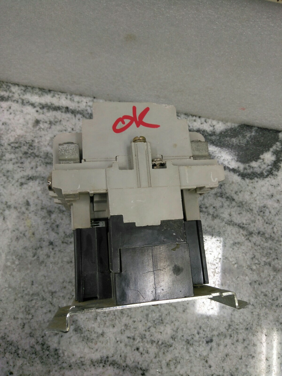 Westinghouse A202K2CA 60A Contactor 505C806G01 TUNGSTEN LAMP /480VA MODEL J(13D1