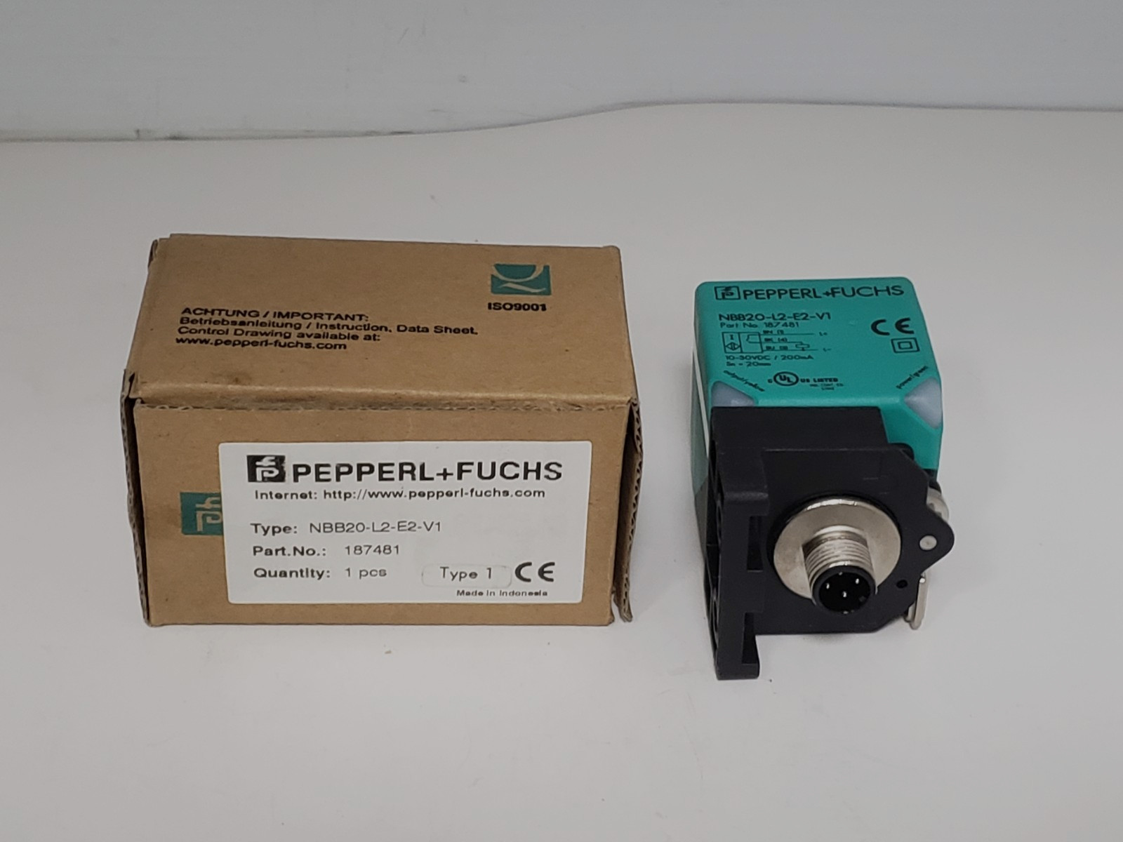 PEPPERL+FUCHS NBB20-L2-E2-V1 PROXIMITY SENSOR 3 WIRE PNP N.O. (187481) NIB