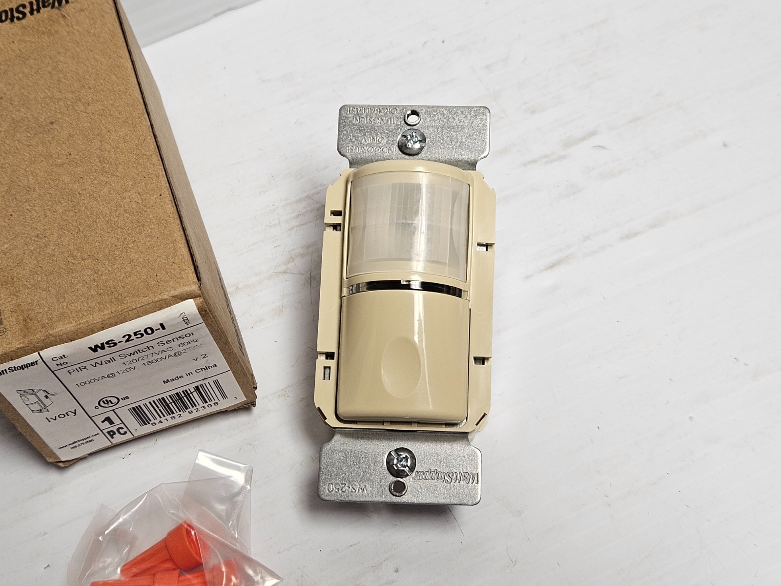 Watt Stopper PIR Wall Switch Sensor WS-250-I 120/277Vac Ivory New
