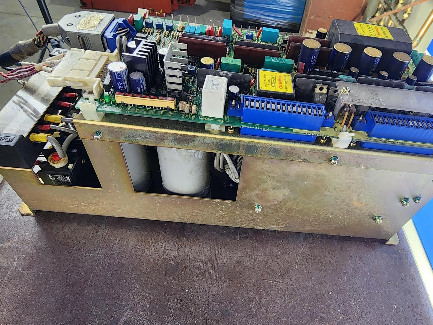 Fanuc Velocity Control Unit A20B-0009-0320/10D A06B-6047-H003