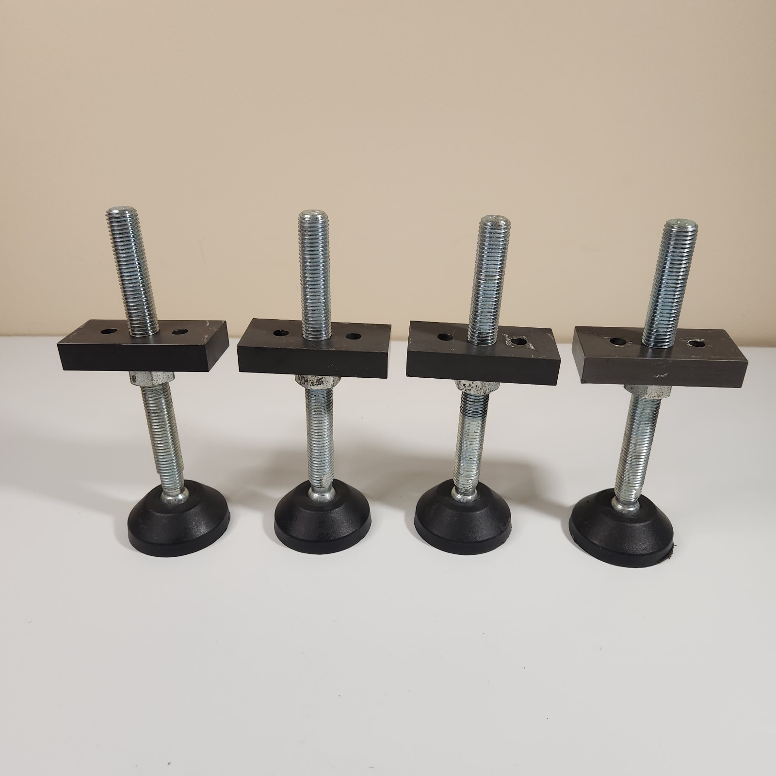 ValuGuide VG-50 Lot of (4) Adjustable Articulating Leveling Pads 7-3/4″ OA High