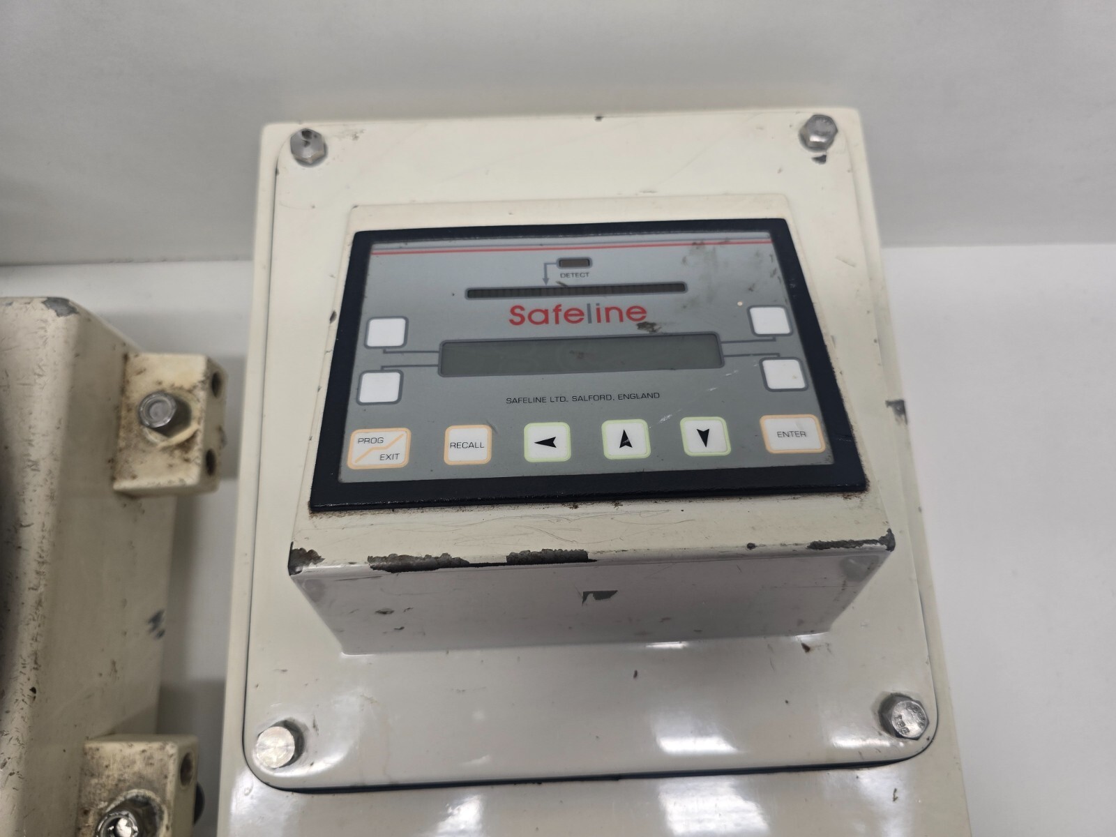GOOD USED! SAFELINE GRAVITY FALL METAL DETECTOR 30H