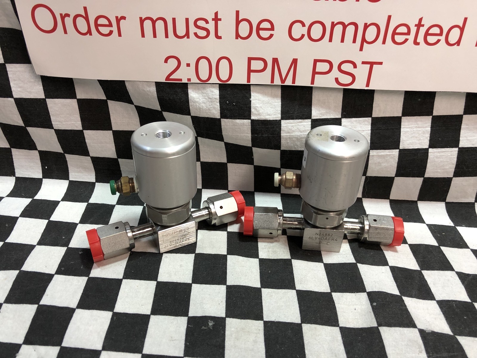 2X SWAGELOK Diaphragm Sealed Valve 1/4″ FVCR , SS-4BK-V51-1C, SHIPSAMEDAY#1653Q3