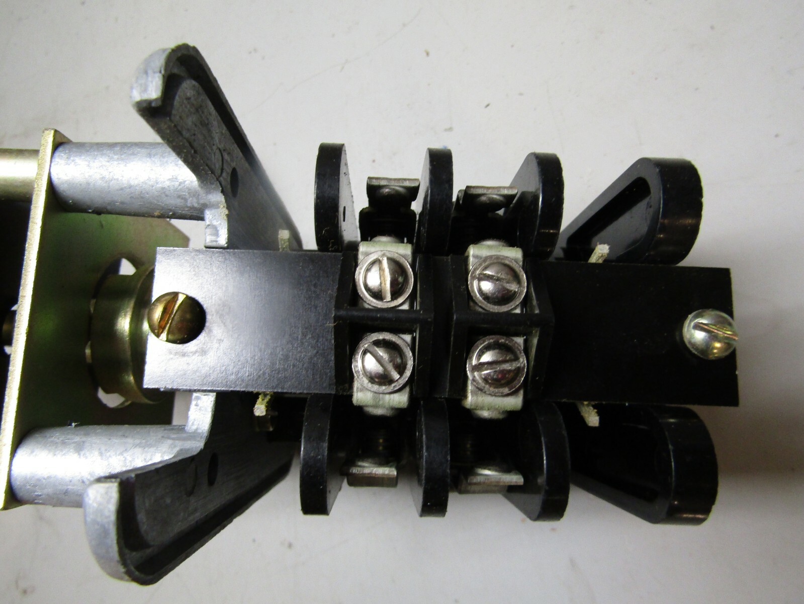 GE 16SB1BB402LSR4V Type SB-1 Switch
