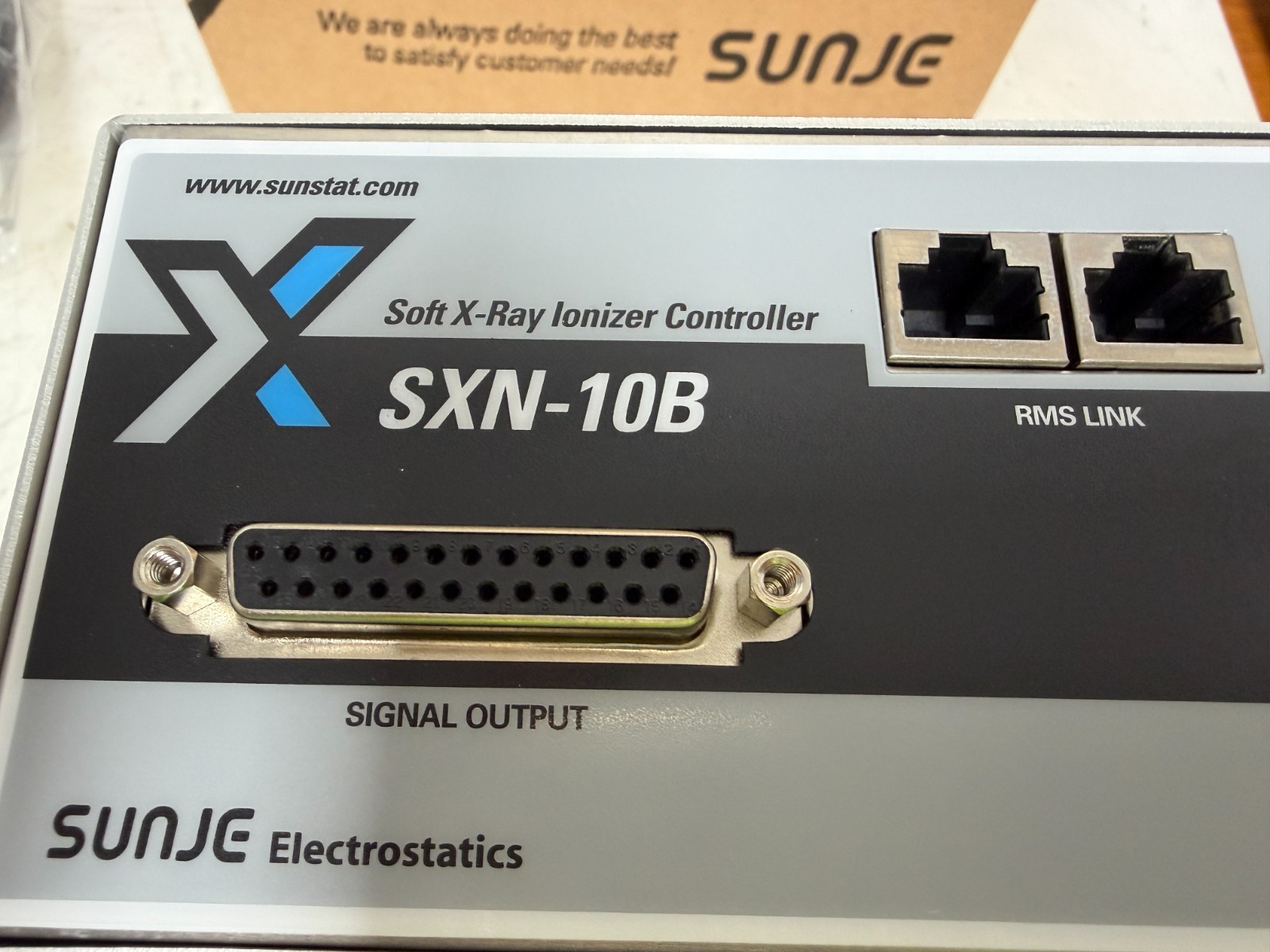 NEW SUNJE ELECTROSTATICS SXN-10B 100-240V SOFT X-RAY IONIZER CONTROLLER SXC-10BT