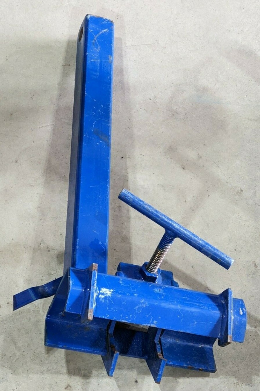Lot of 2 PortaCo Railroad Tools RN-10-F4-0 Rail Notcher, SR-10-26-1 Rail Saw