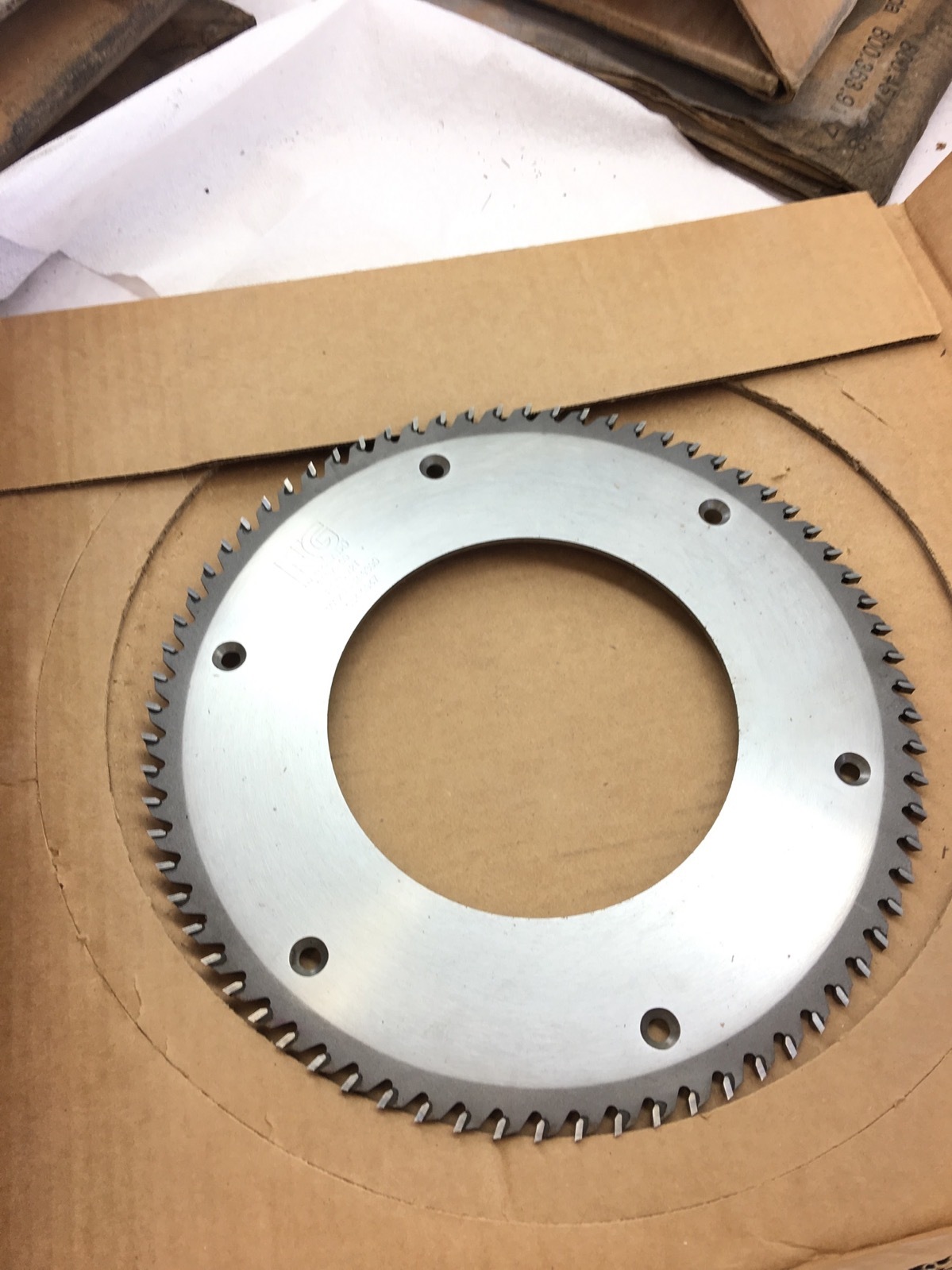 NEW IN BOX NAP GLADU 1137-09 PC10 72T 5300 RPM CARBIDE TIPPED SAWBLADE, B372