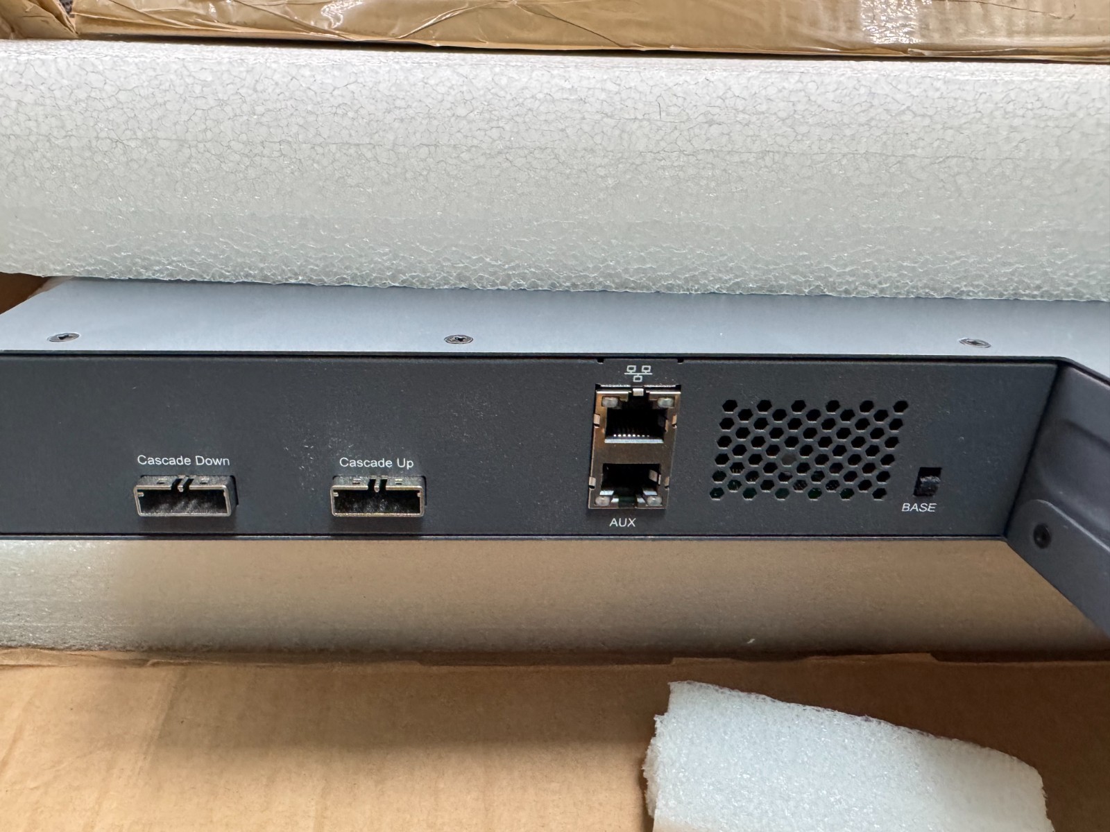 Extreme Networks ERS4950GTS-PWR+ Routing Switch REV:07 USB No PSU VAT DHL