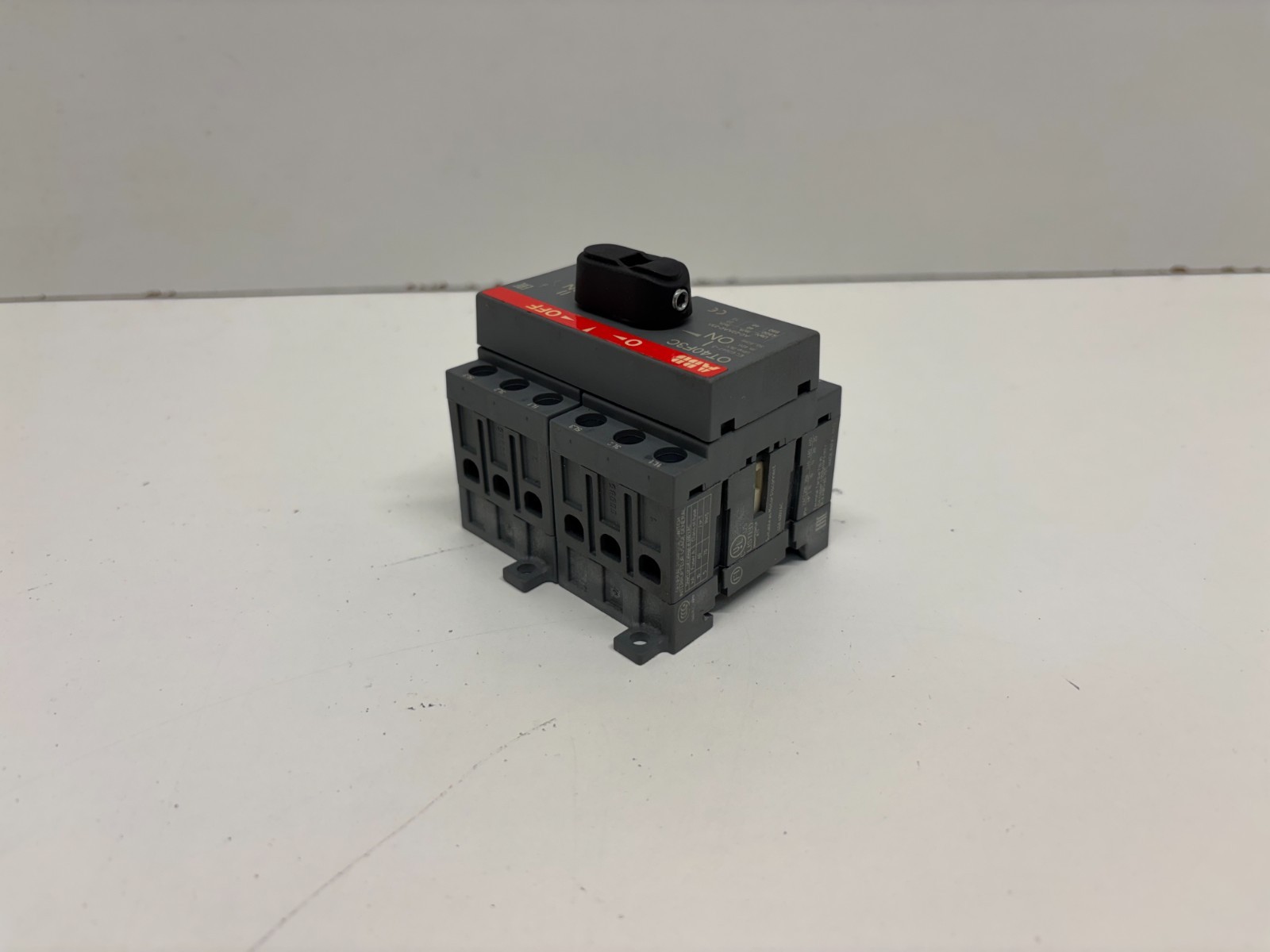 GOOD USED! ABB 600VAC 40A TRANSFER SWITCH 1SCA104913R1001 OT40F3C