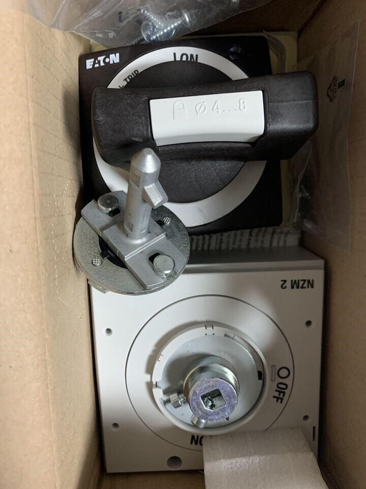 1PC Rotary Handle Brand New NZM2-XTVD-60 NZM2XTVD60