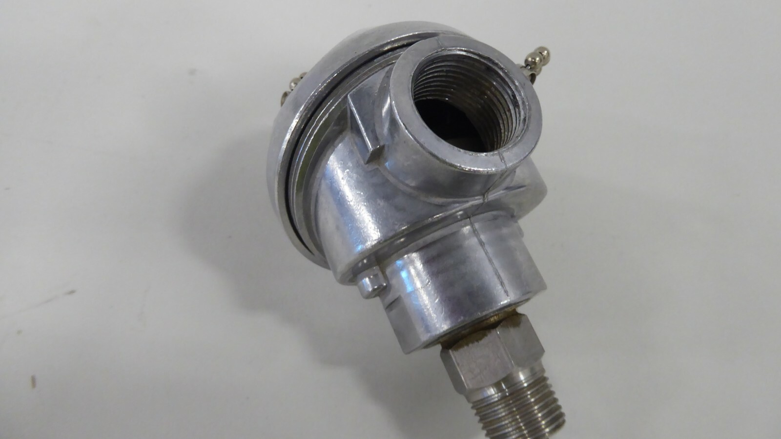 United Electric Controls MI1573TGL6 Used Thermal Coupling UEC 9904