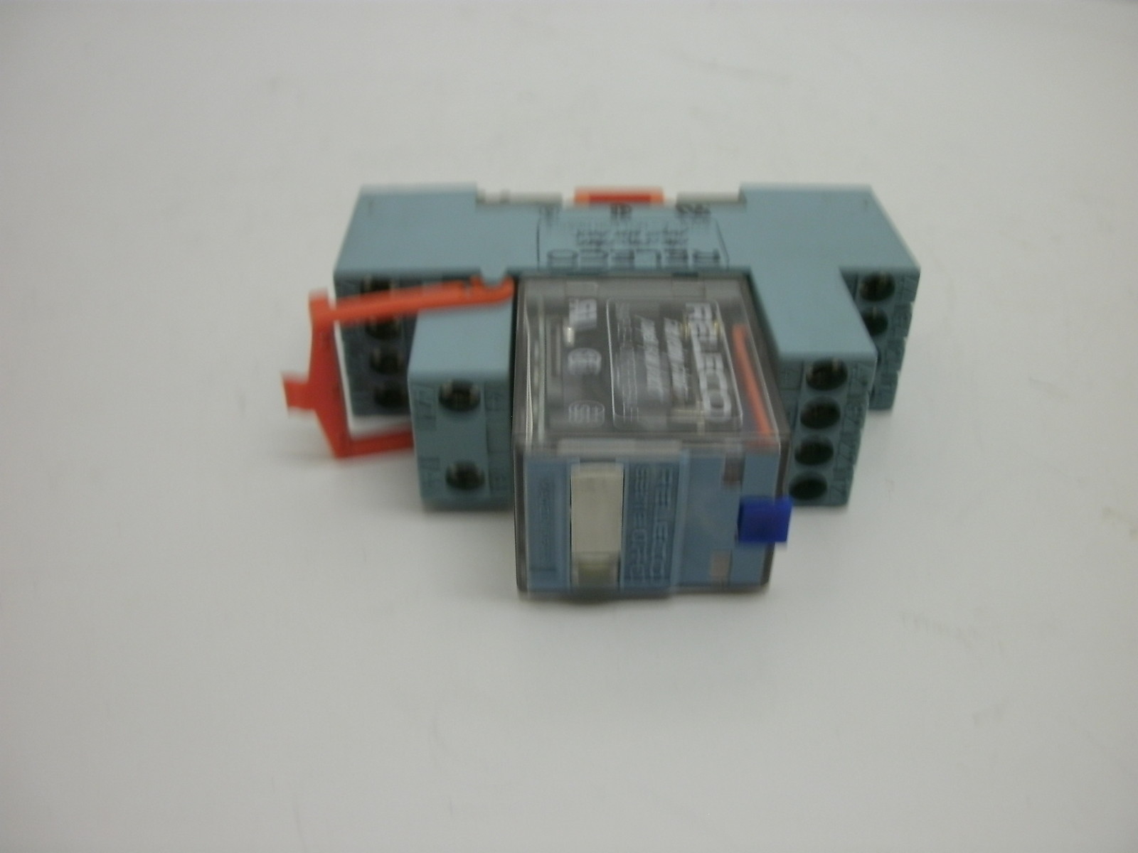 RELCO S9-M W/C9-A41 FX/DC24V RELAY SOCKET BASE W/RELCO RELAY 6A250V 10A 400V