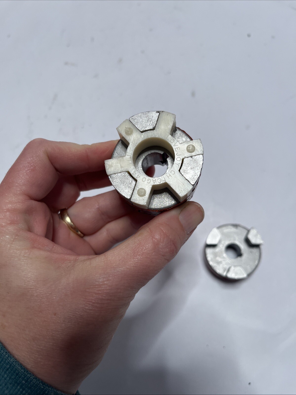 LOVEJOY L-075 .5000 L075.5000 Jaw Coupling Hubs With Spider Insert New