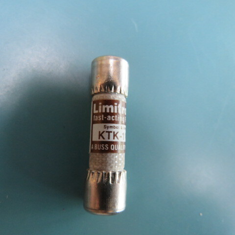 BUSSMANN KTK-1-1/2 Qty of 10 per Lot Fast-Acting FUSE