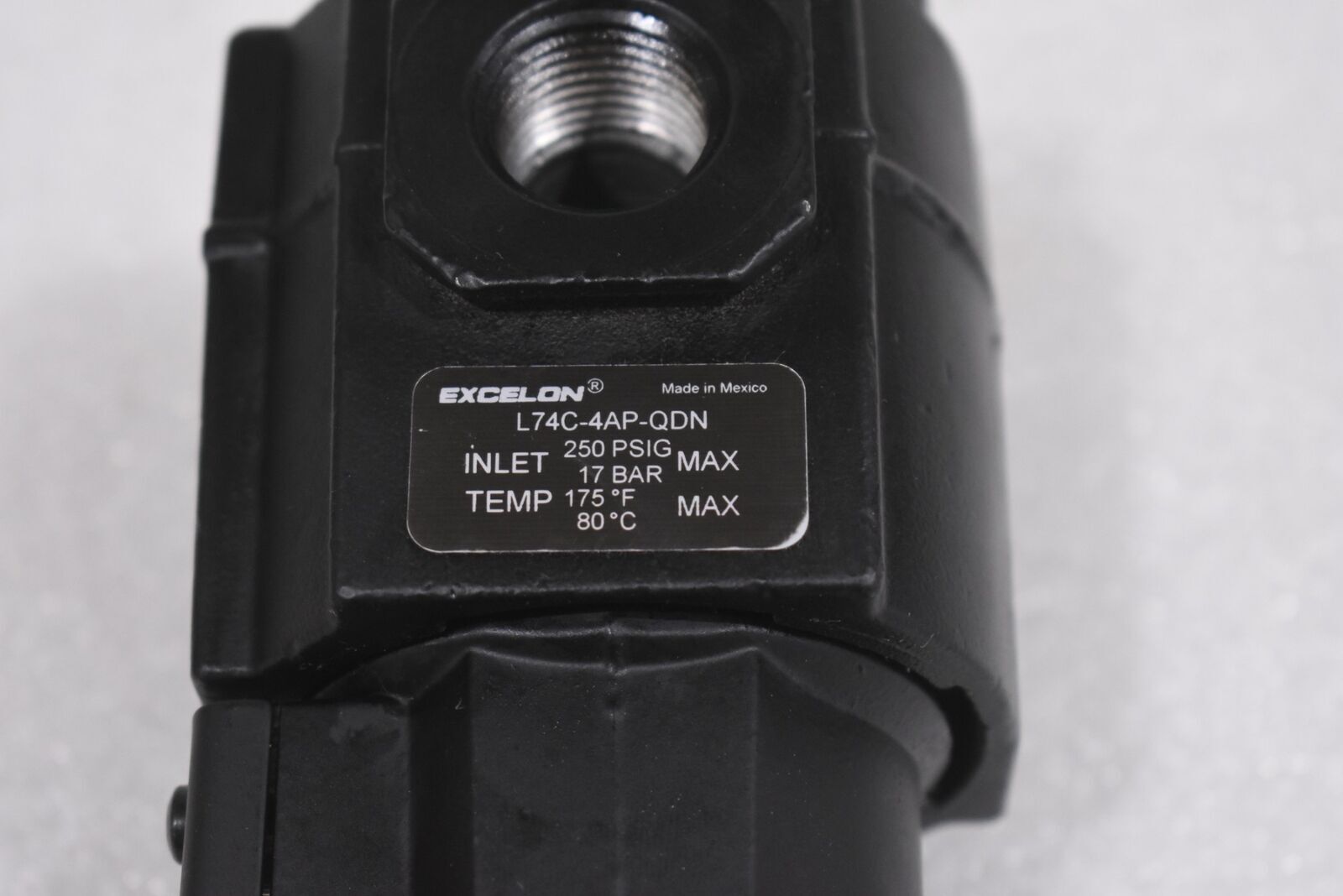 NORGREN L74C-4AP-QDN OIL-FOG LUBRICATOR, 1/2″ NPT, 250PSI MAX, 175ºF/80ºC MAX