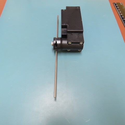 AUTOMATION DIRECT ABP2H71Z11 Qty of 1 per Lot LIMIT SWITCH