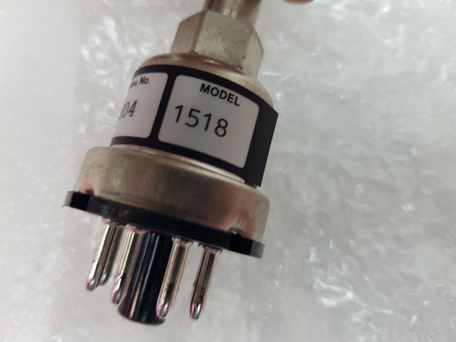Huntington Mechanical Laboratories 1518 thermocouple vacuum gauge