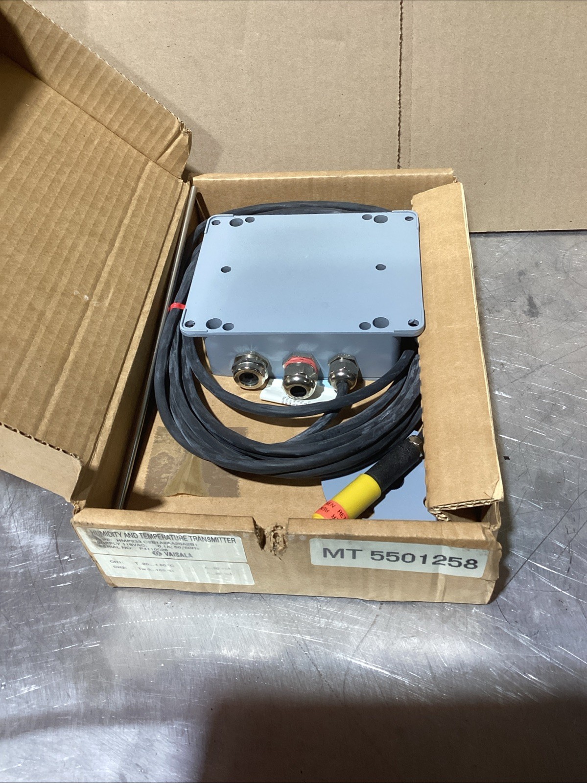 VAISALA HMP233 A1C1A2AA12A1A2B HUMIDITY AND TEMPERATURE TRANSMITTER NOS